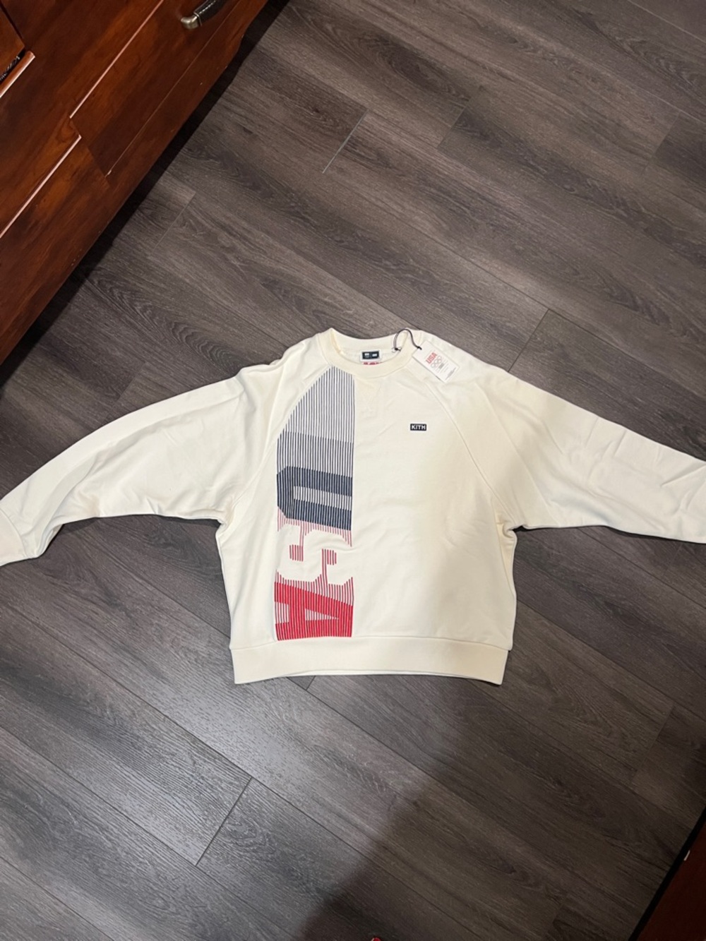 Kith and USA Men’s Cream Crewneck with Red & Navy Graphic